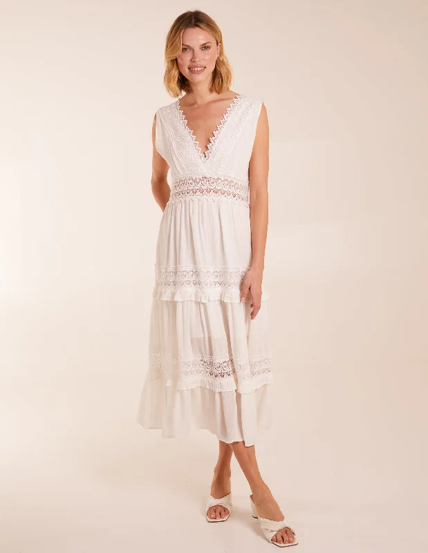 Angel Sleeve Tiered Maxi Dress