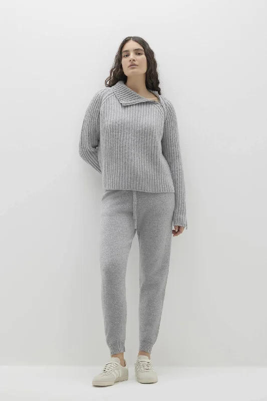 ARYANA CASHMERE TURTLENECK SWEATER