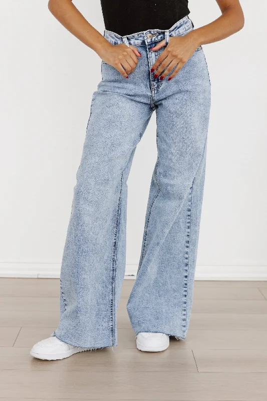 FLARE TRENDSETTER JEANS